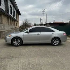 Toyota Camry, 2011