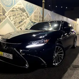 Lexus ES series, 2014