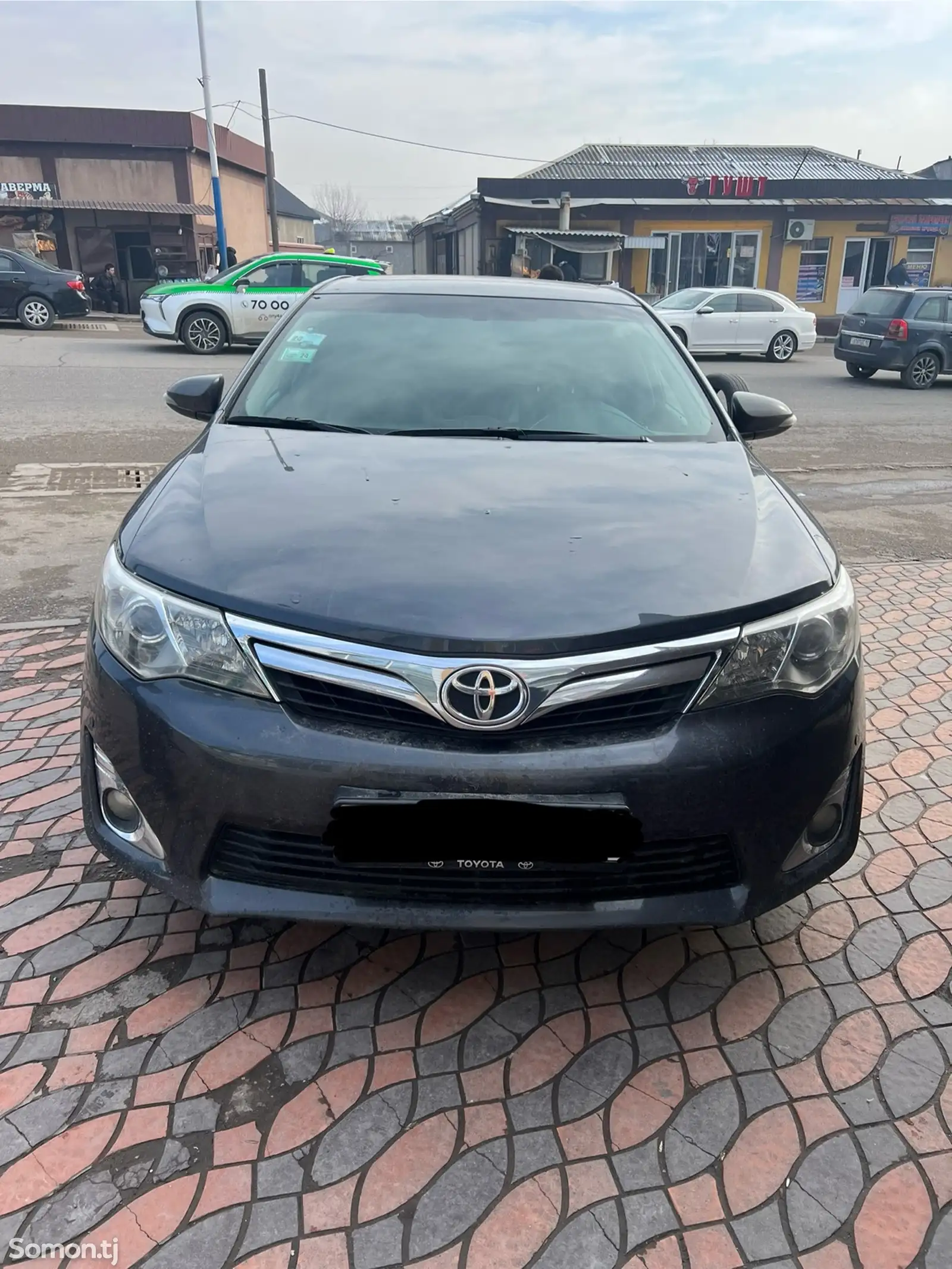 Toyota Camry, 2012-1