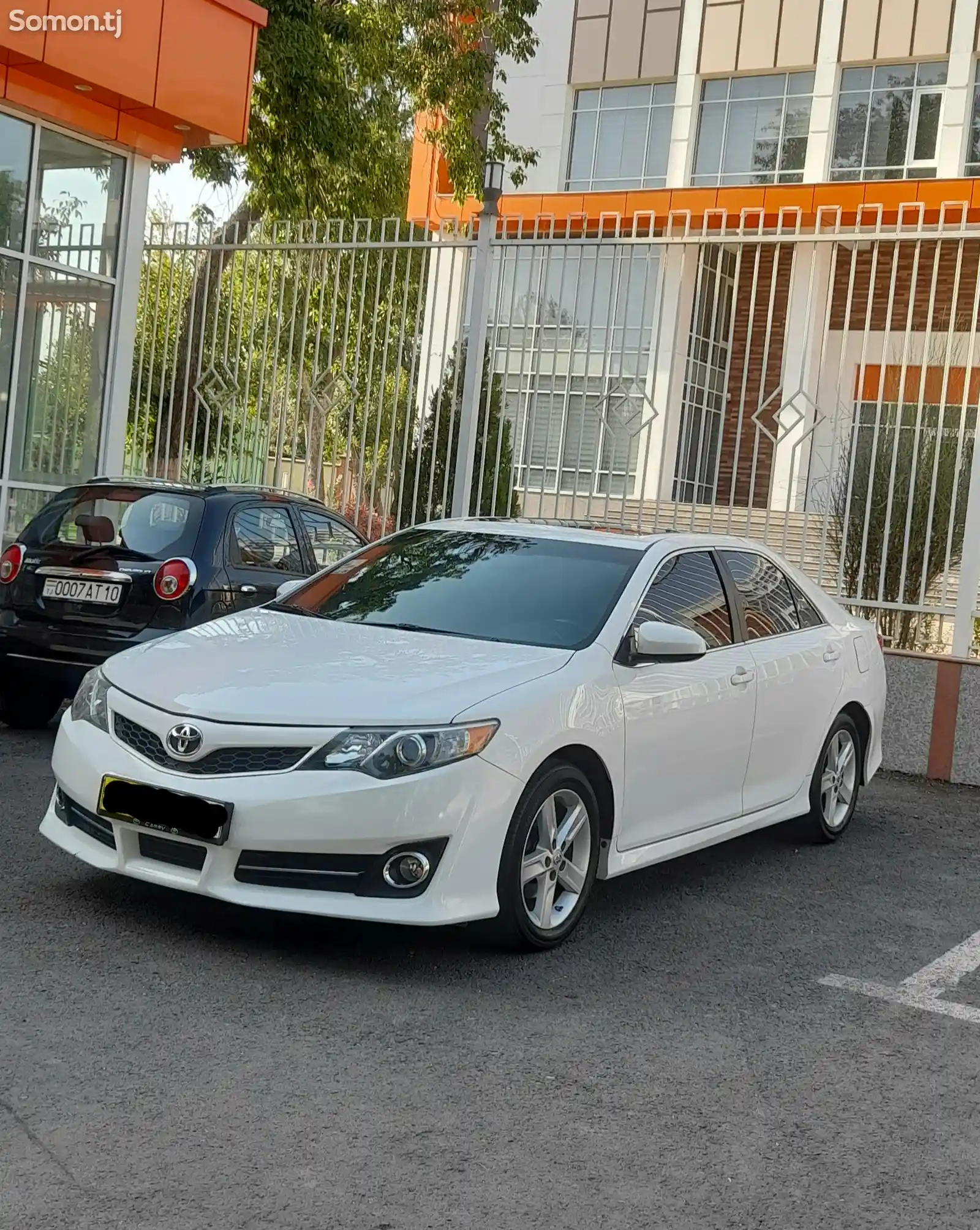 Toyota Camry, 2012-1