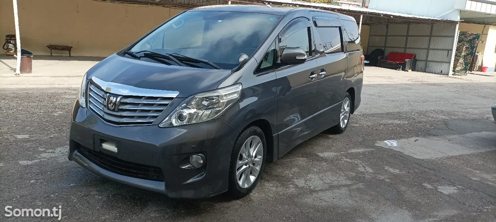 Toyota Alphard, 2013-5