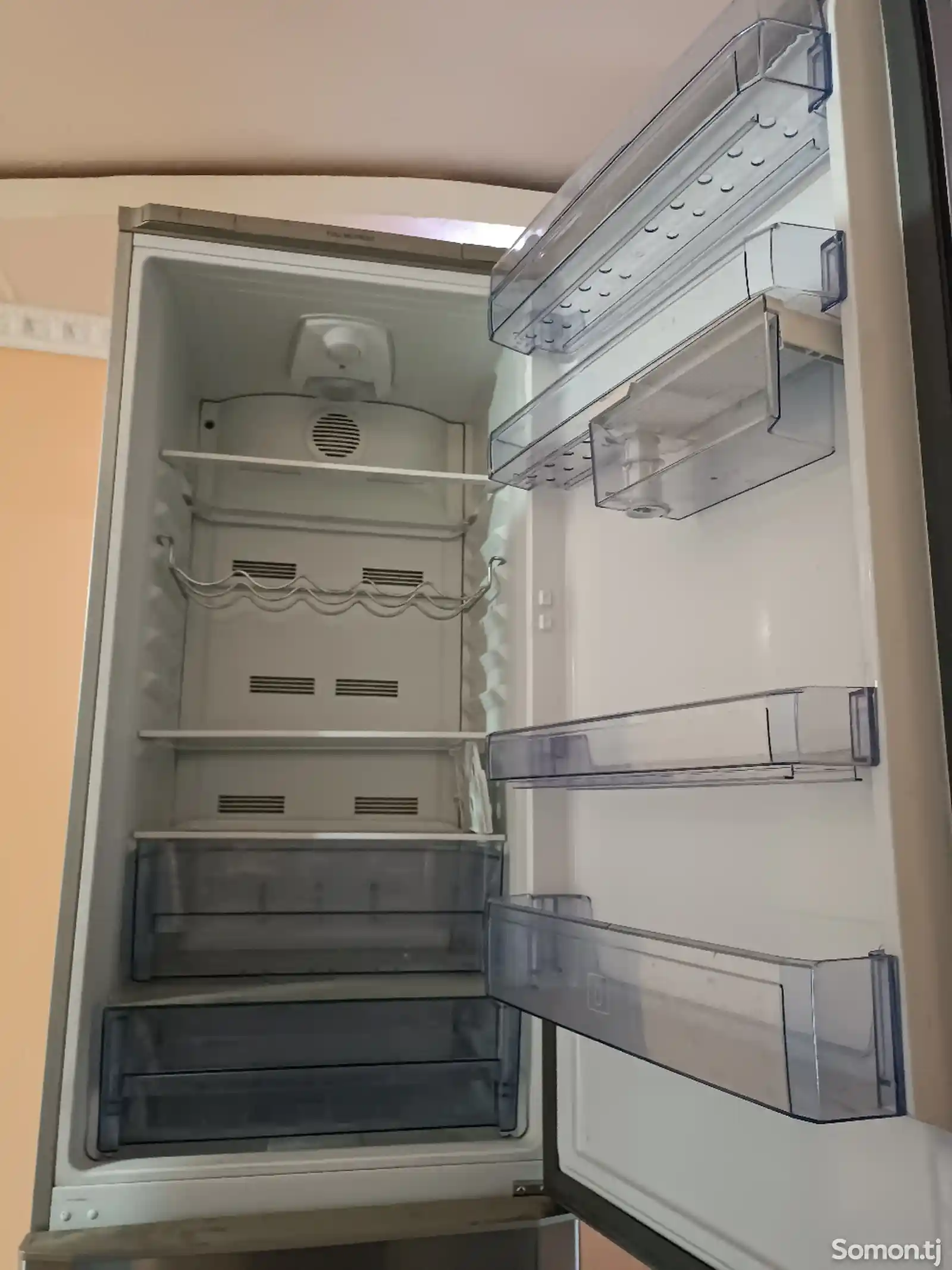 Холодильник Beko-4