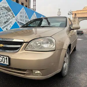 Chevrolet Lacetti, 2005