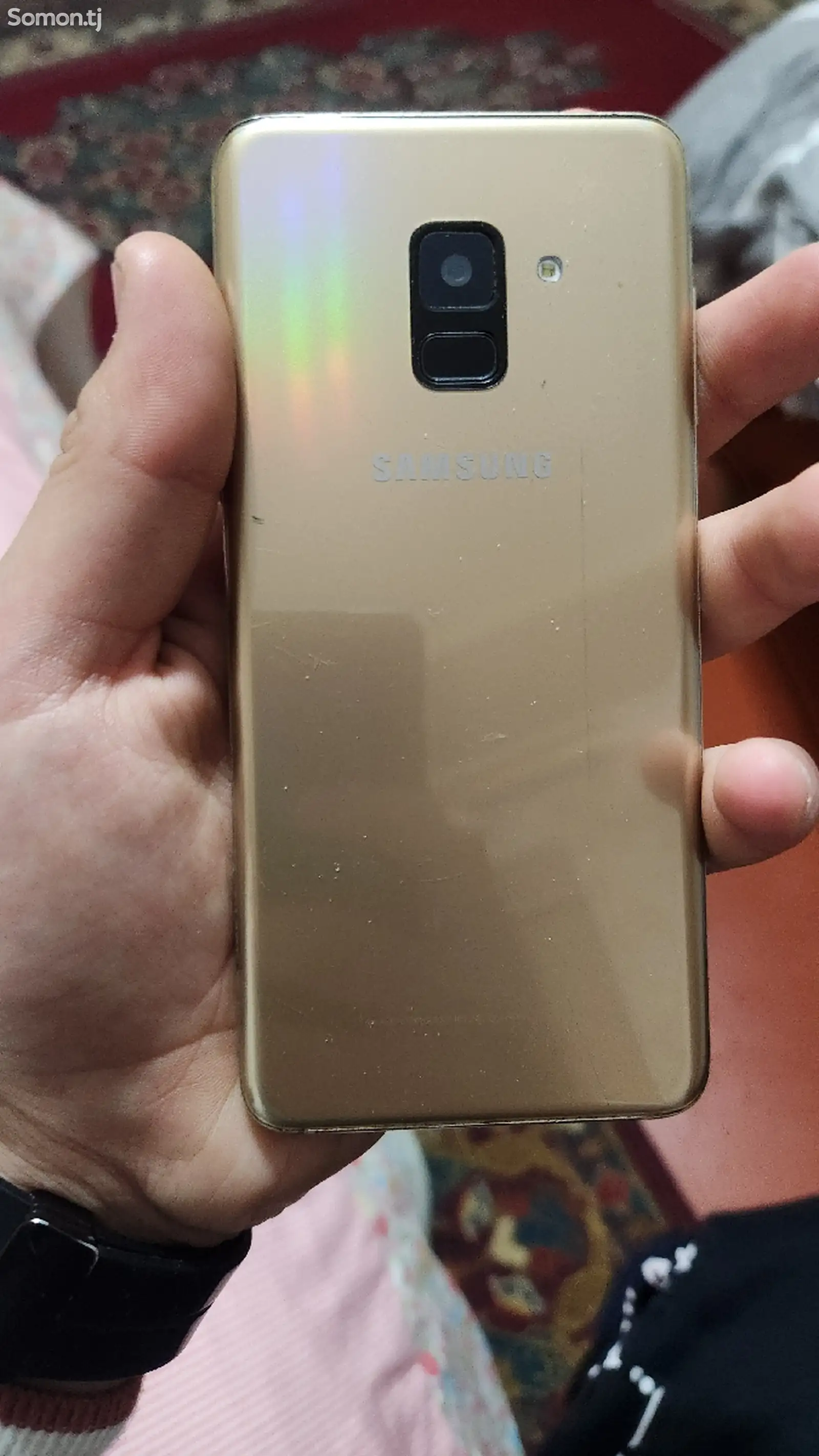 Samsung Galaxy A8-1