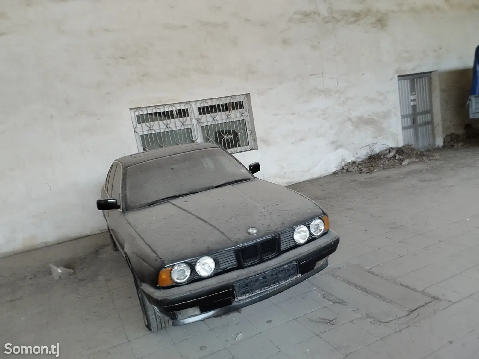 BMW M5, 1993-9