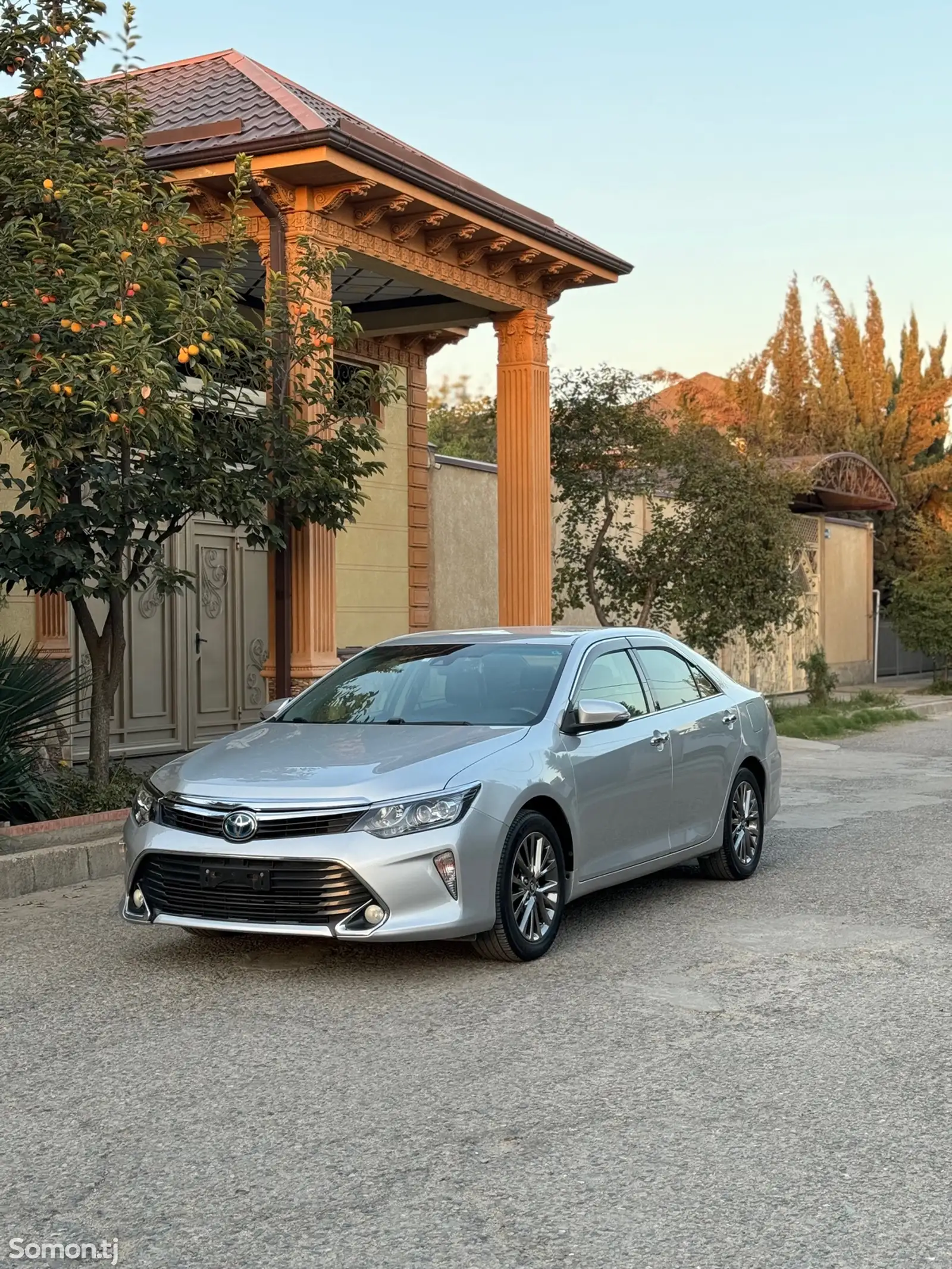 Toyota Camry, 2016-3