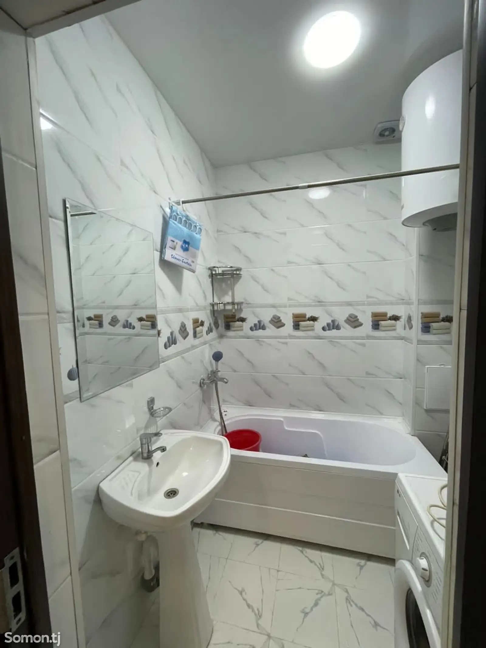 3-комн. квартира, 1 этаж, 90 м², 8 мкр-6