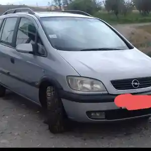 Opel Zafira, 1999