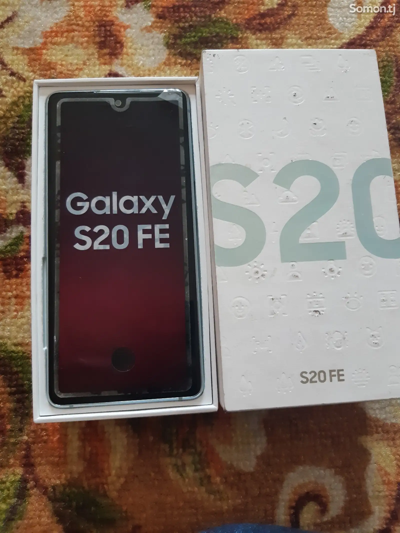 Samsung Galaxy s20fe-1