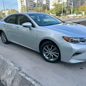 Lexus ES series, 2016