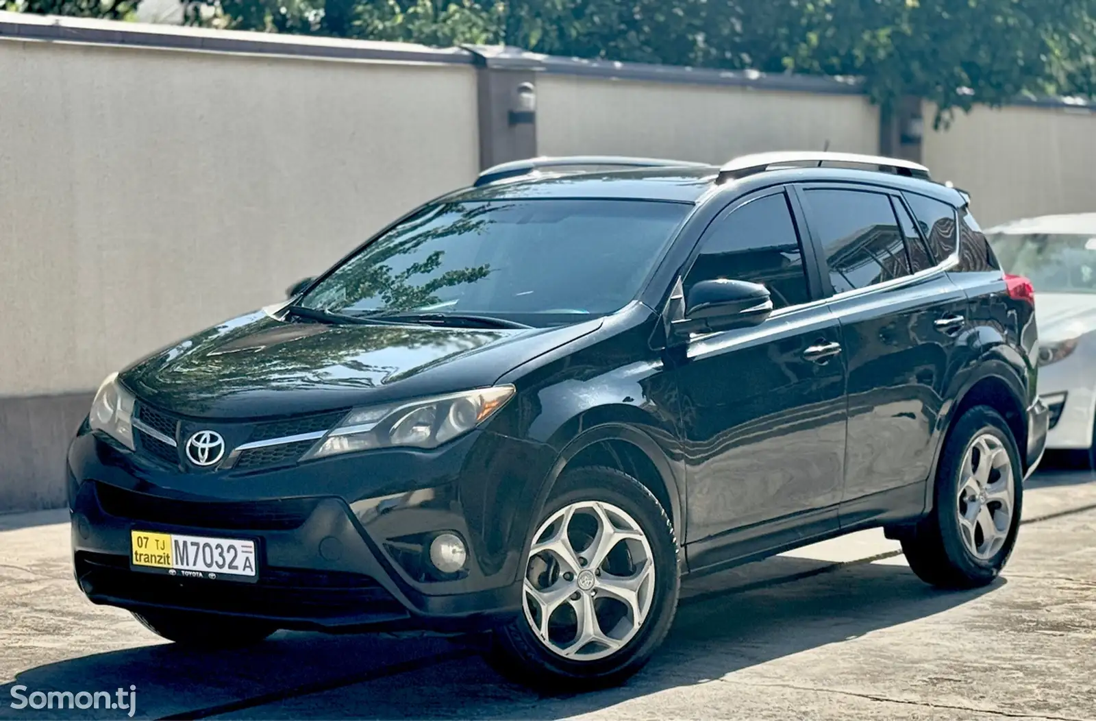 Toyota RAV 4, 2013-1