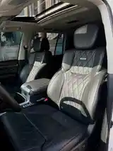 Toyota Land Cruiser, 2019-7