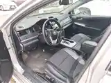 Toyota Camry, 2012-9