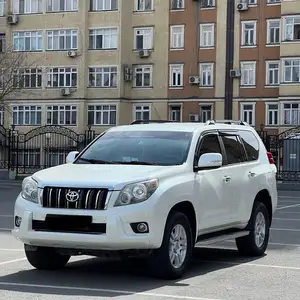 Toyota Land Cruiser Prado, 2010