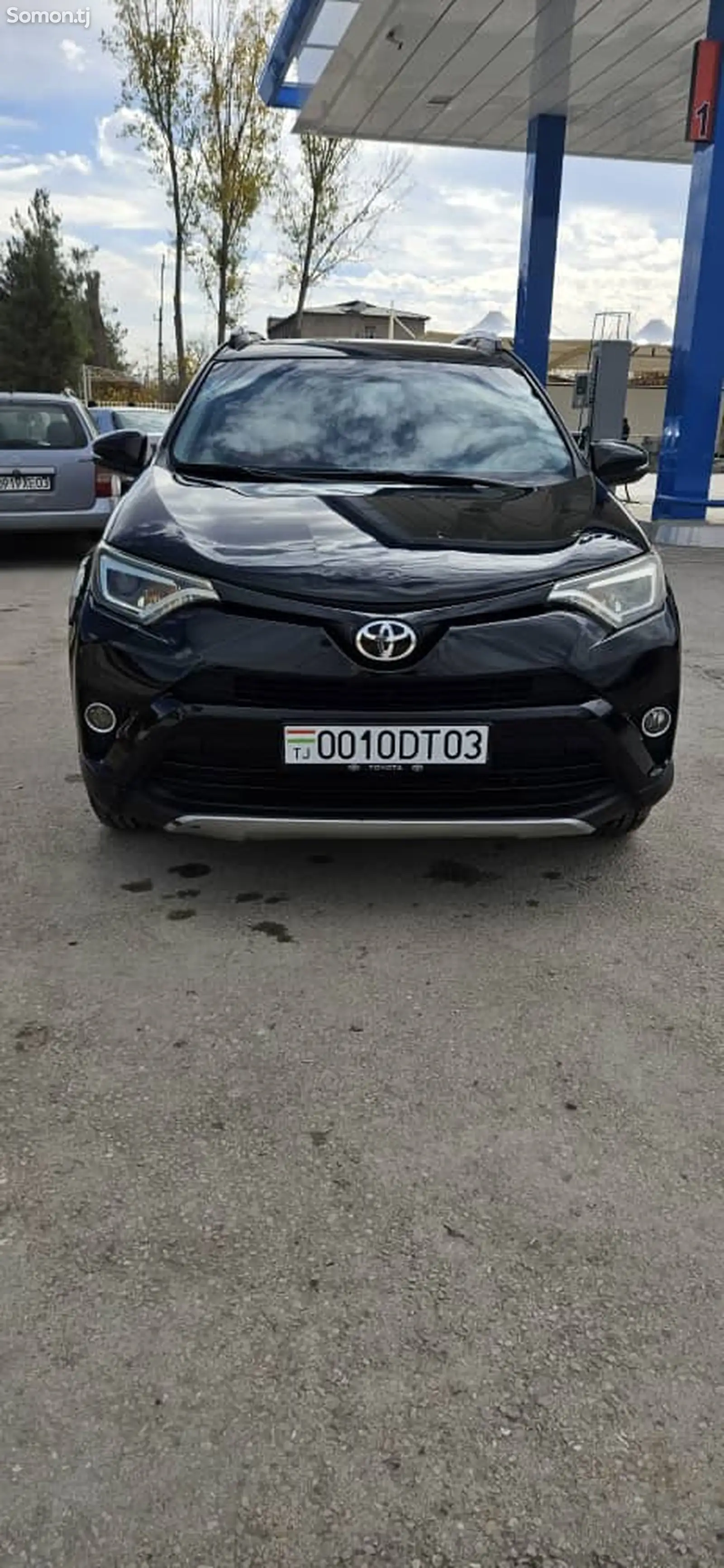 Toyota RAV 4, 2017-1