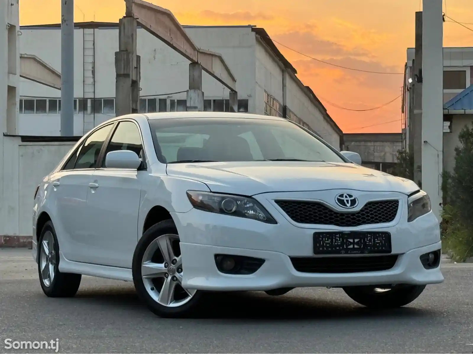 Toyota Camry, 2010-1