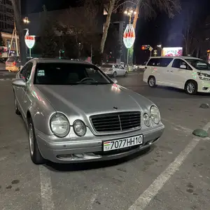 Mercedes-Benz E class, 1998