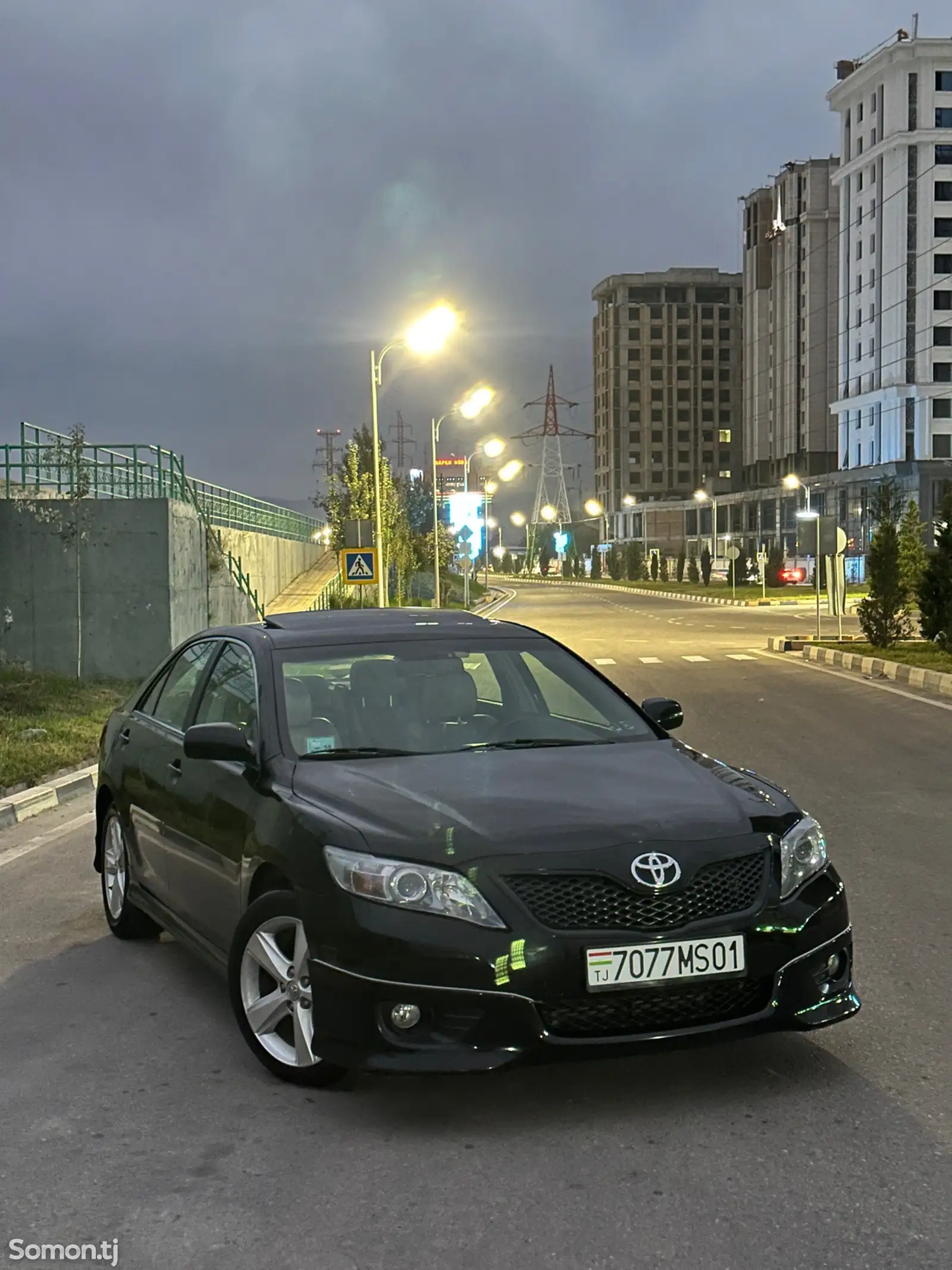 Toyota Camry, 2010-1