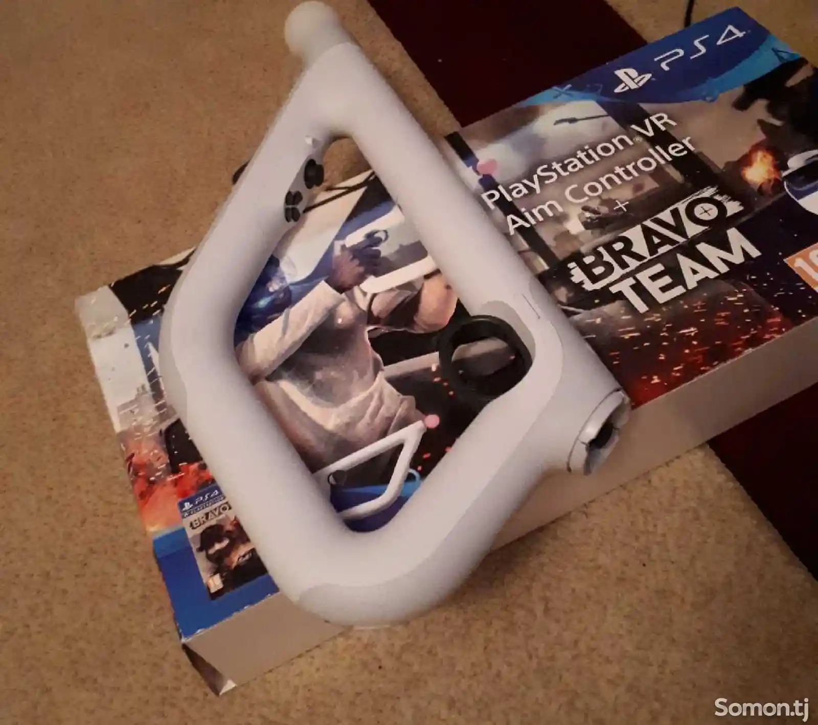 Игровая приставка Sony PlayStation 4 Pro 2tb и sony VR шлем aim contro-10