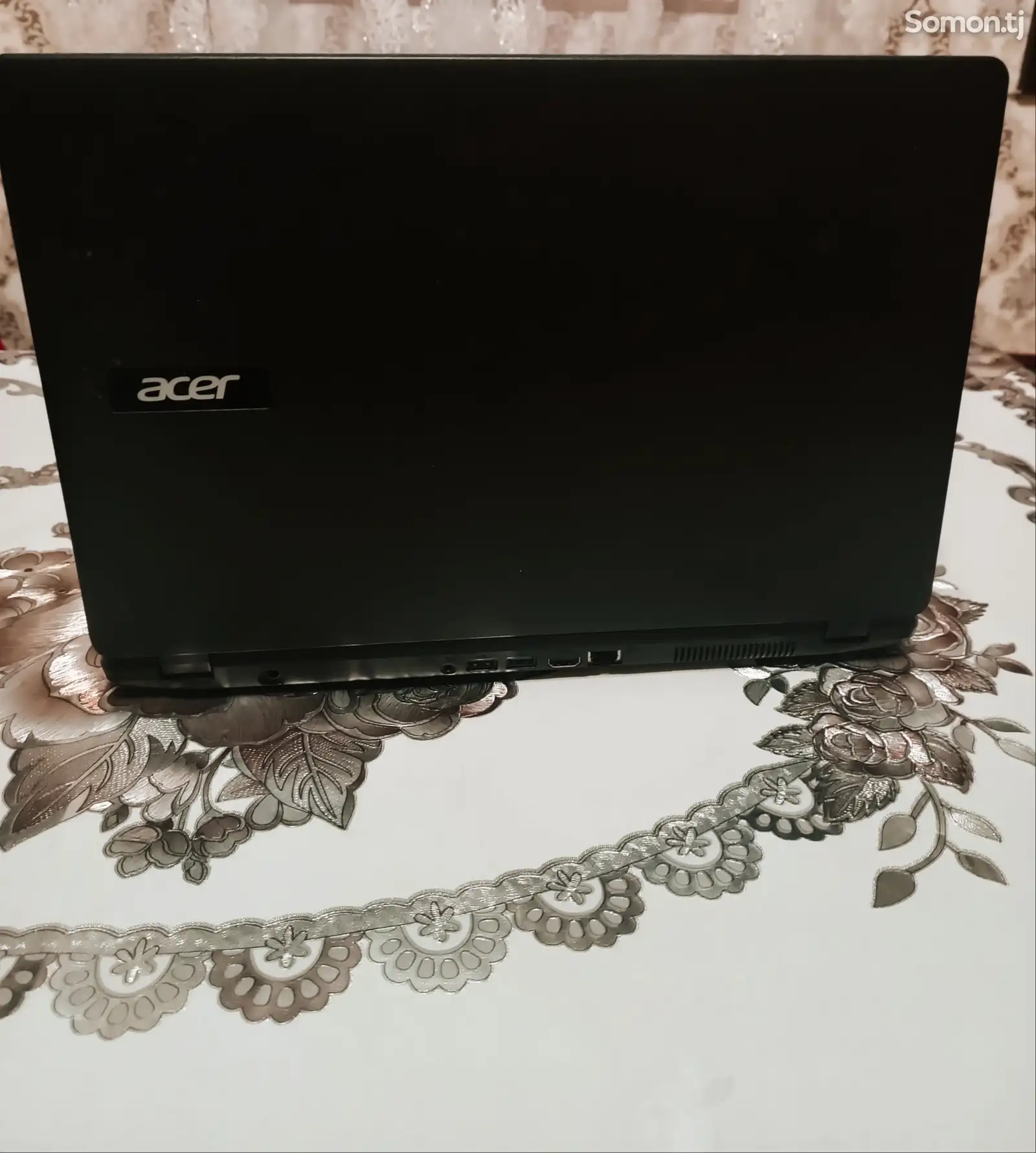 Ноутбук Acer-1