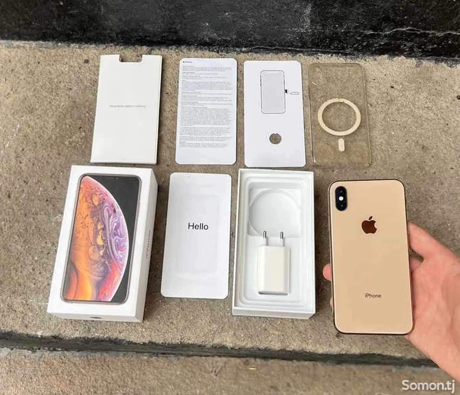 Apple iPhone Xs, 64 gb, Gold-1