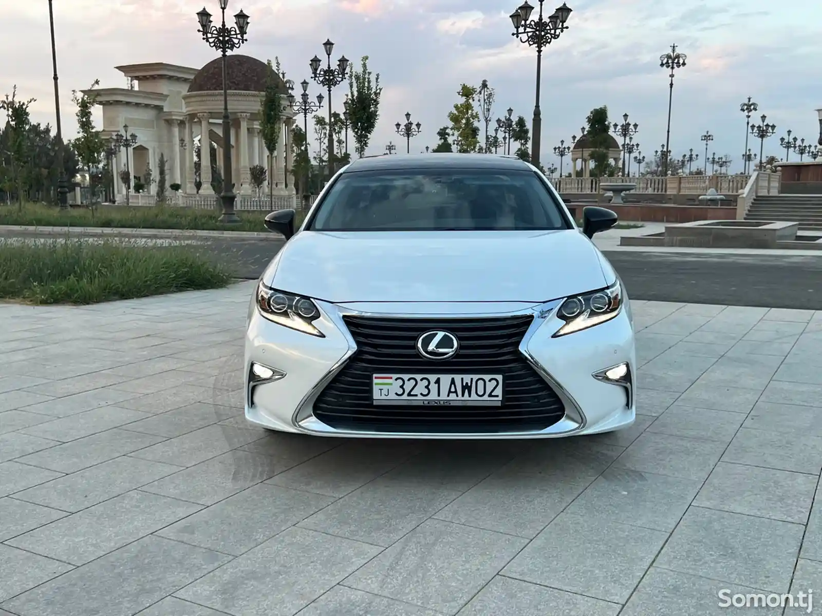 Lexus ES series, 2017-1