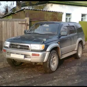 Лобовое стекло на Toyota Hilux Surf