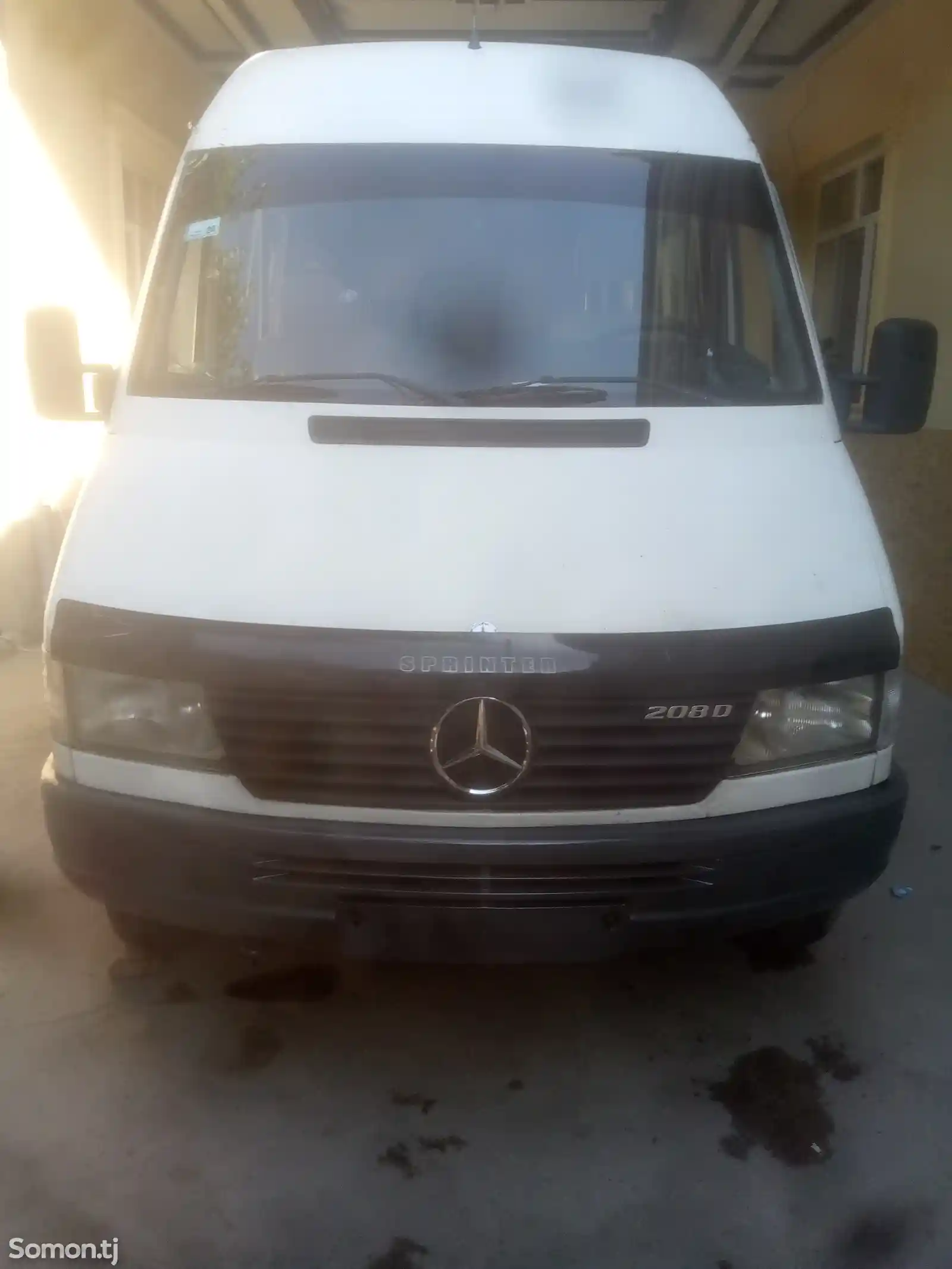 Mercedes benz sprinter-3