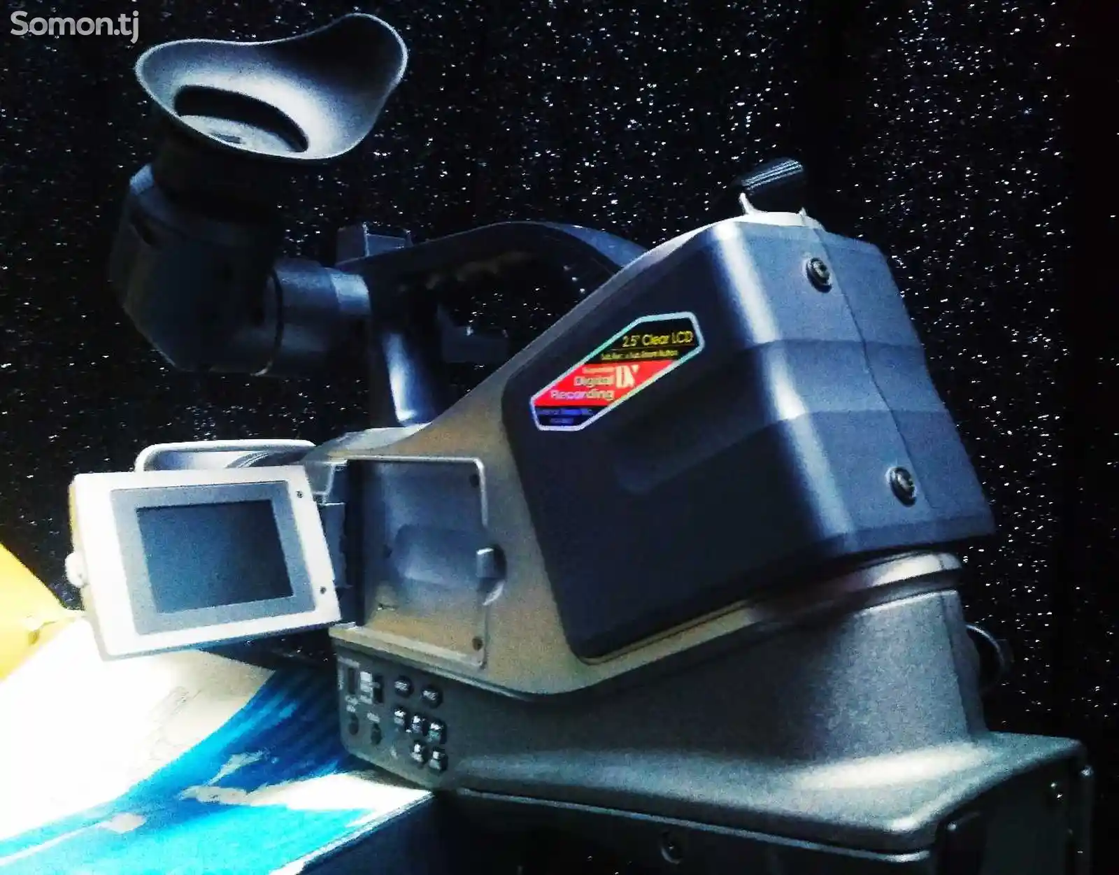 Цифровая видеокамера кассетная Mini DV Panasonic MD-9000-1