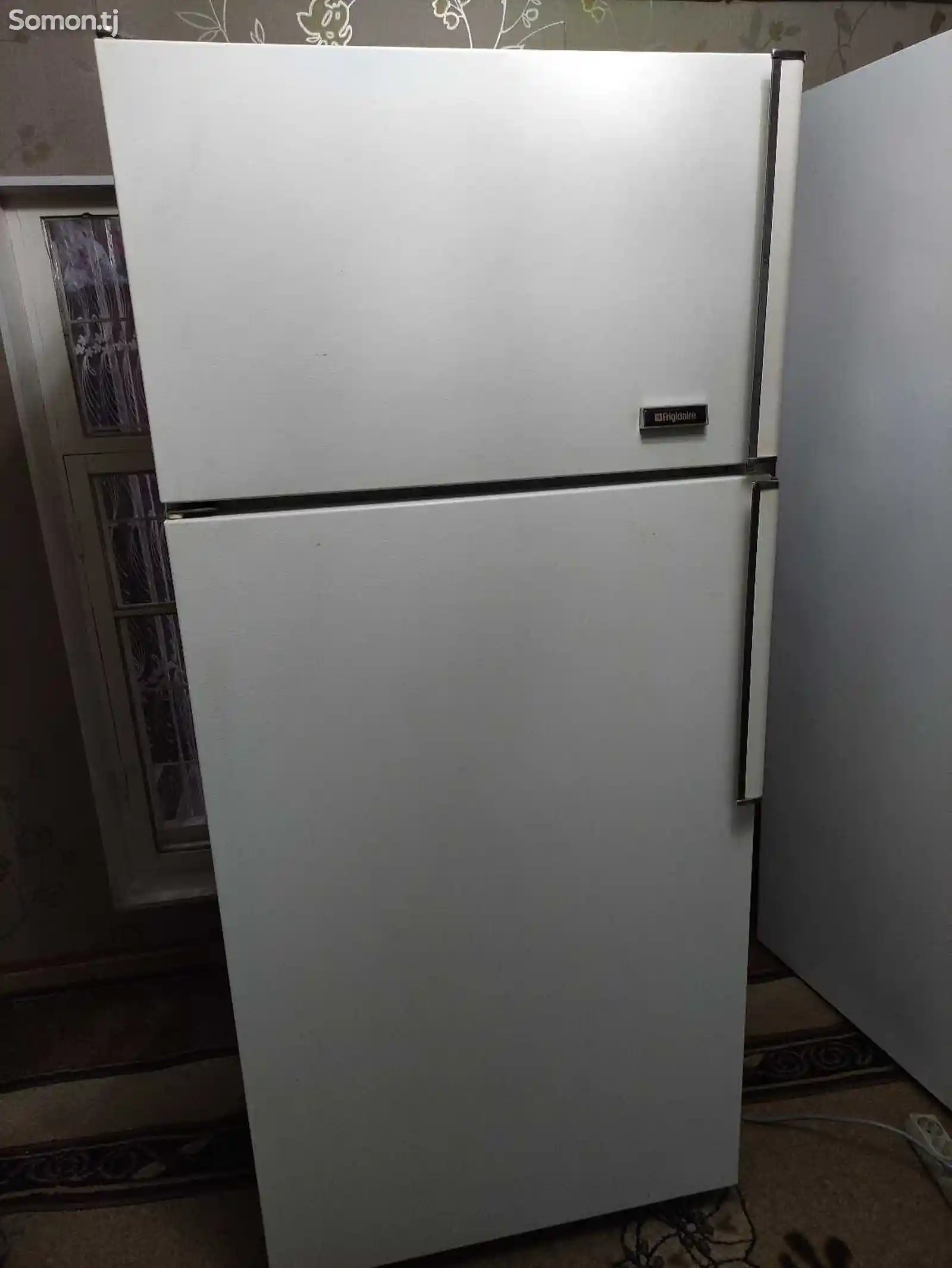 Холодильник Frigidaire-2
