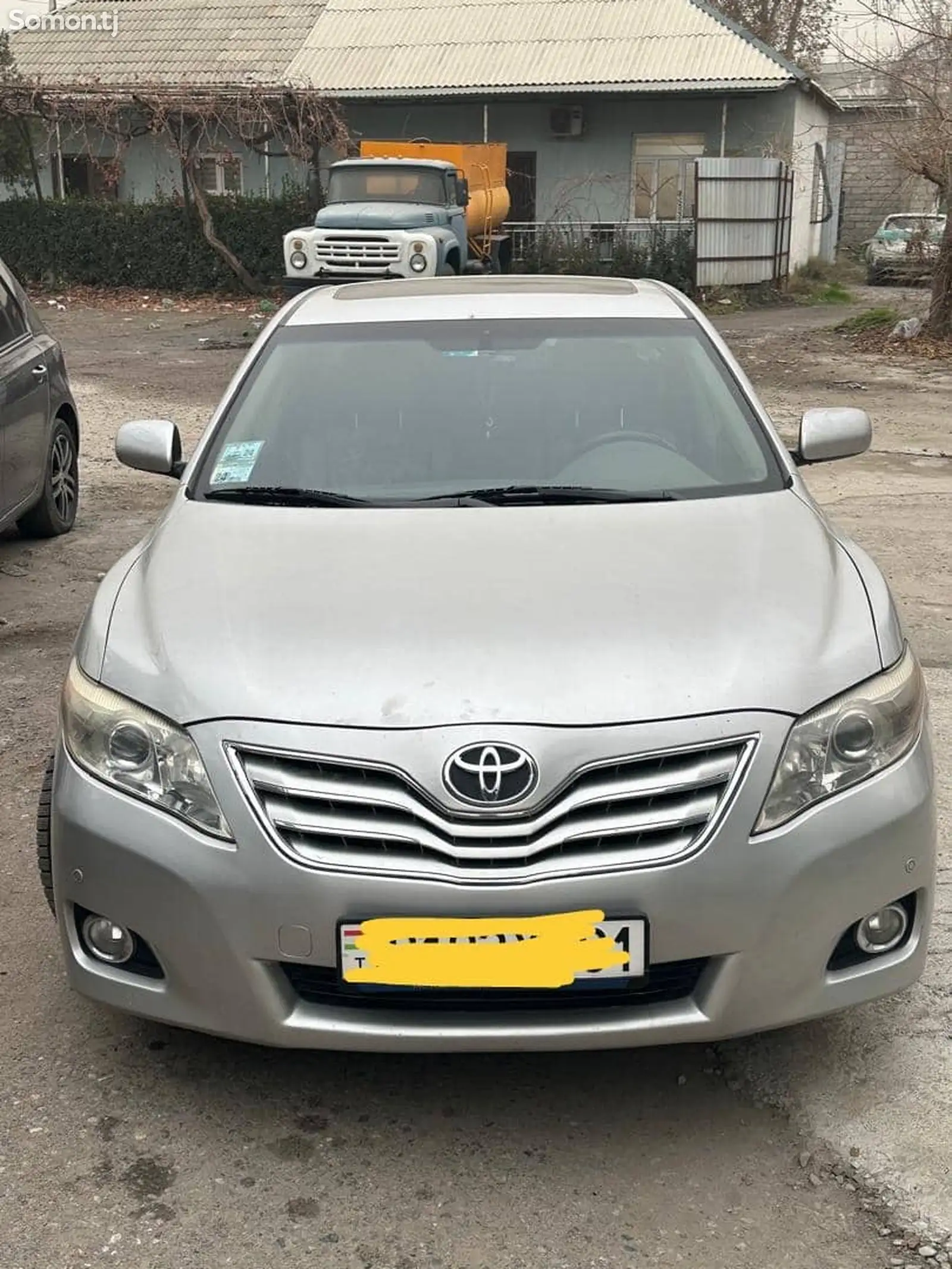 Toyota Camry, 2010-1