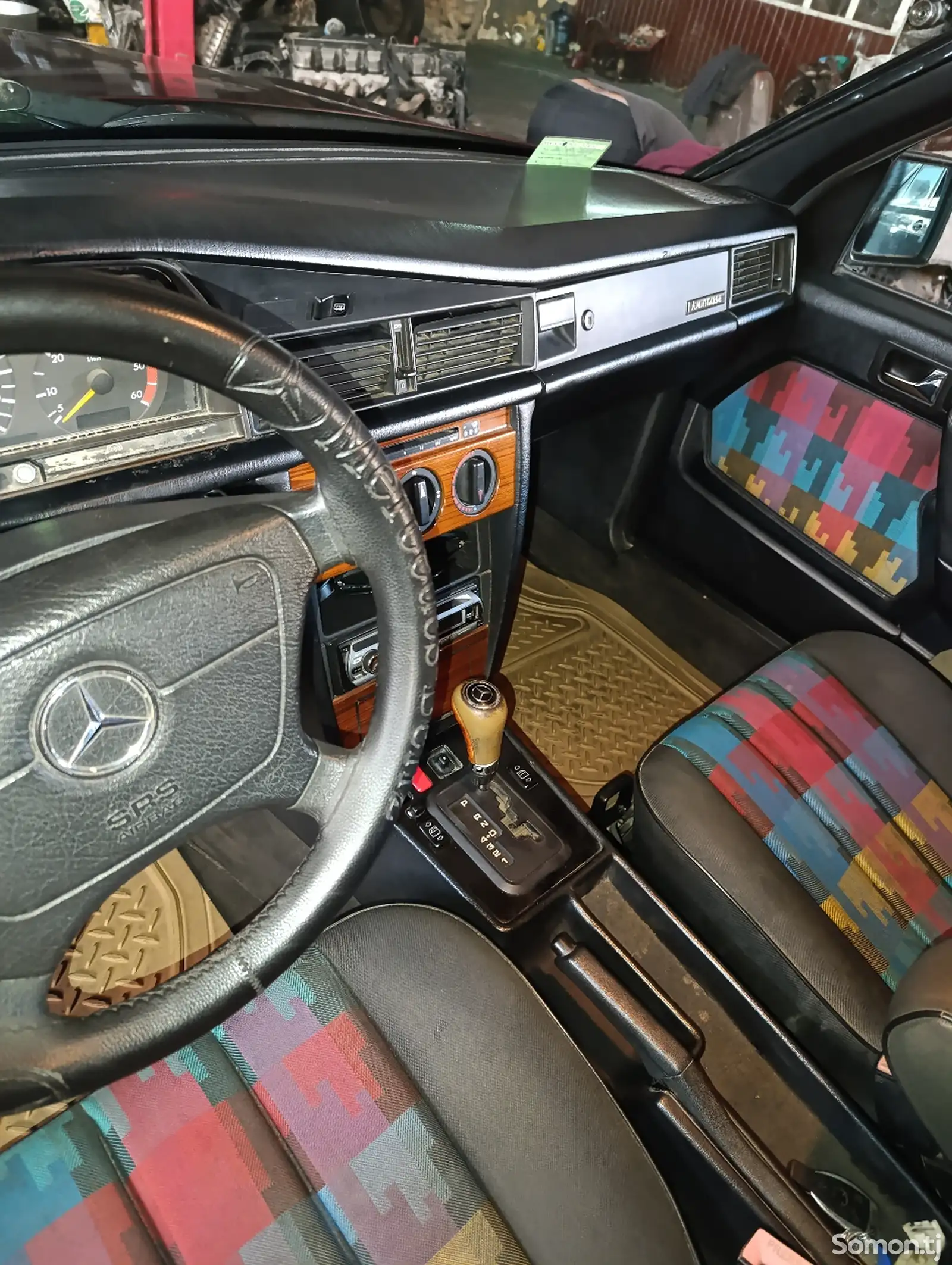 Mercedes-Benz W201, 1992-10