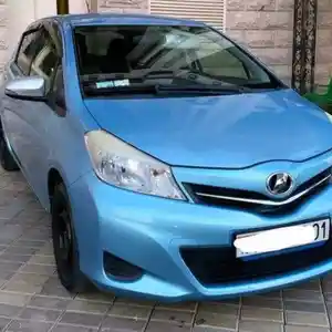 Лобовое стекло от Toyota Vitz 2011-17