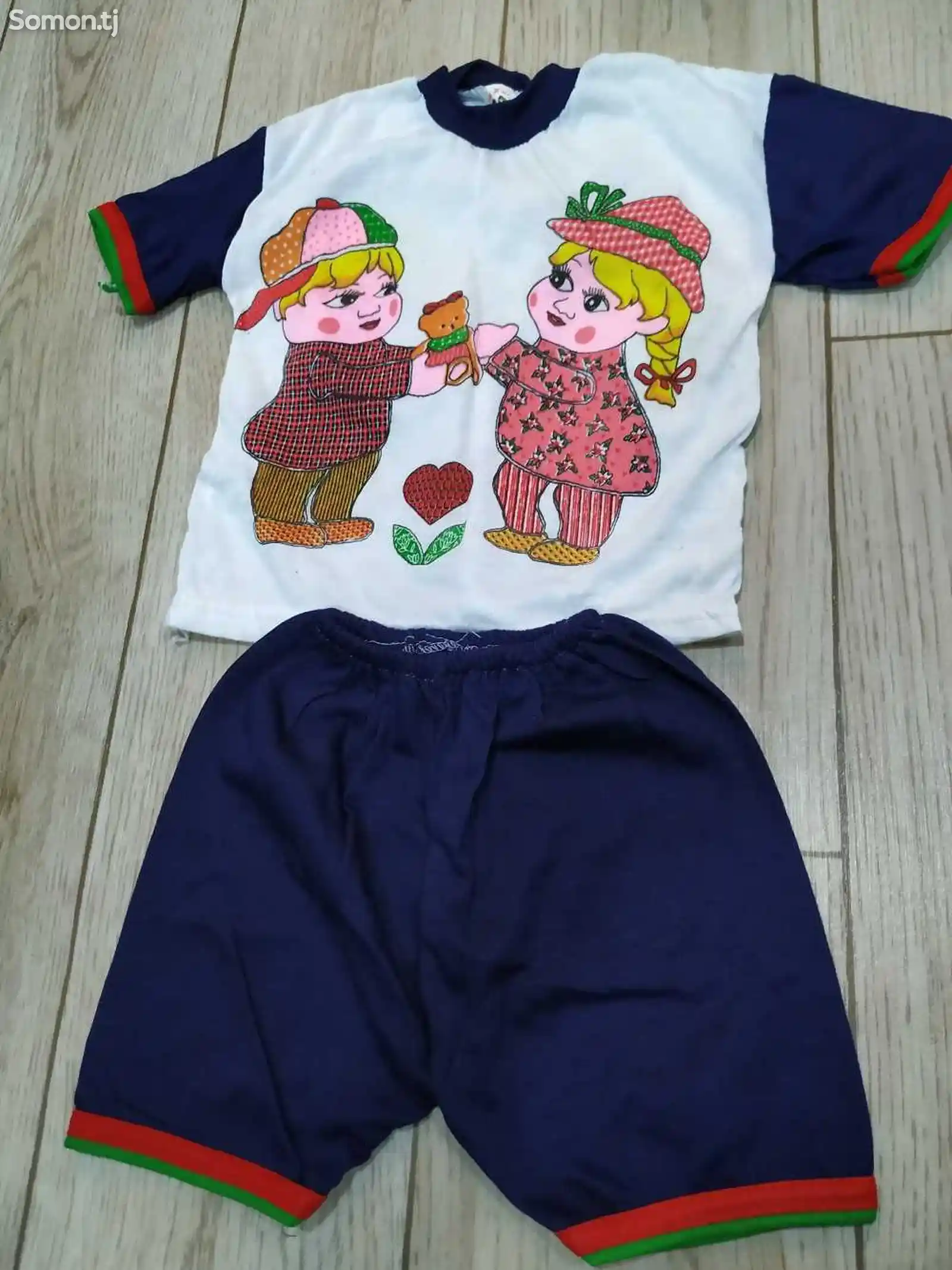 Комплект детской одежды-9
