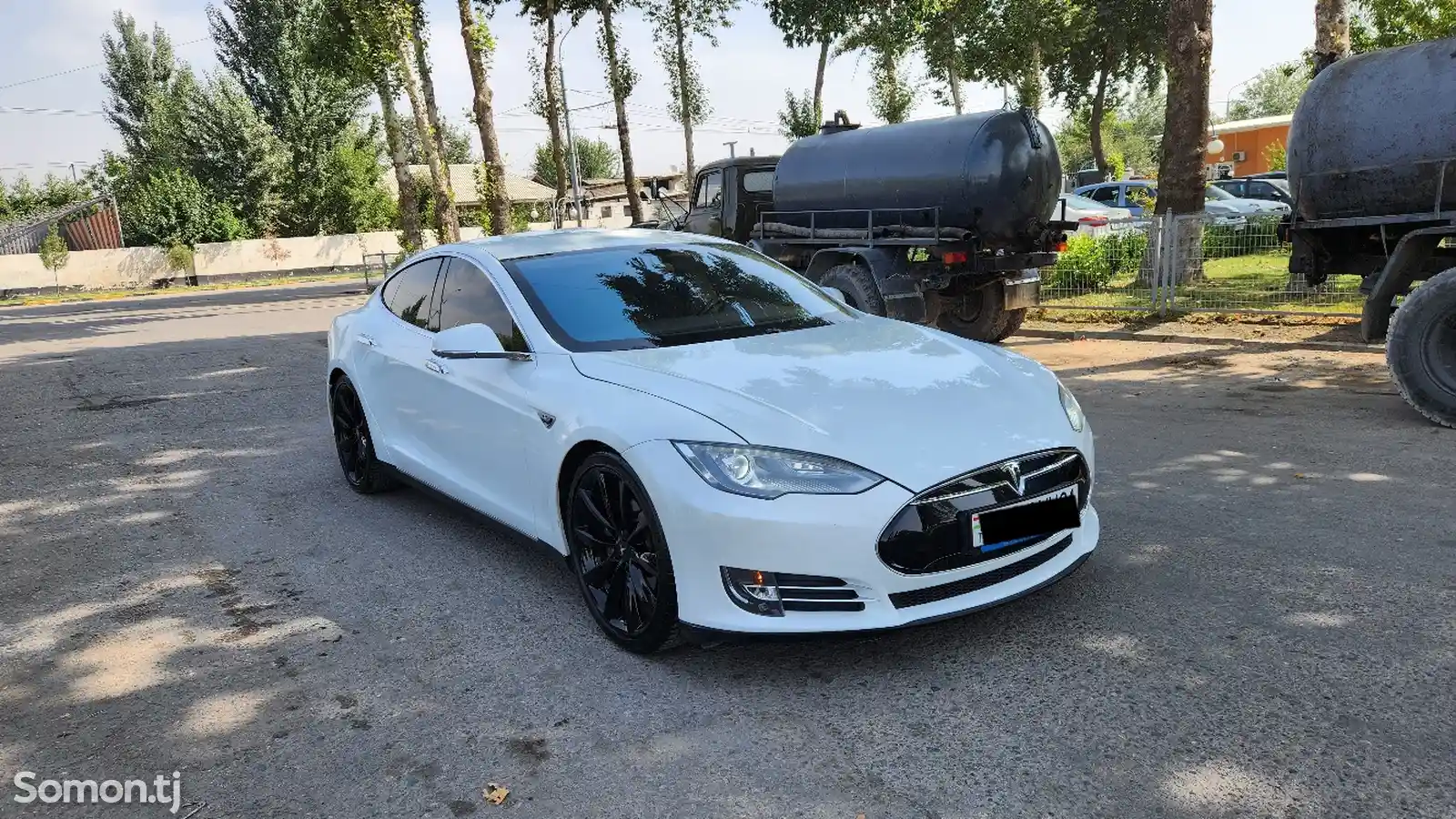 Tesla Model S, 2014-2