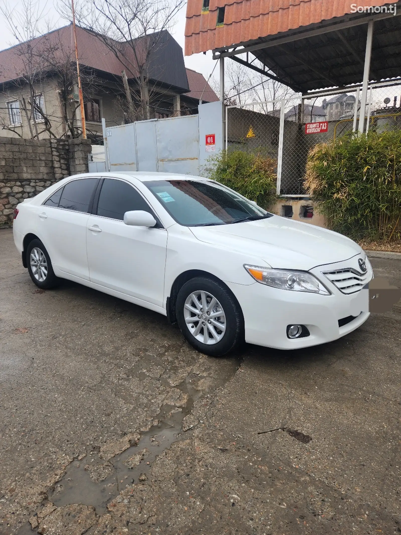 Toyota Camry, 2010-1