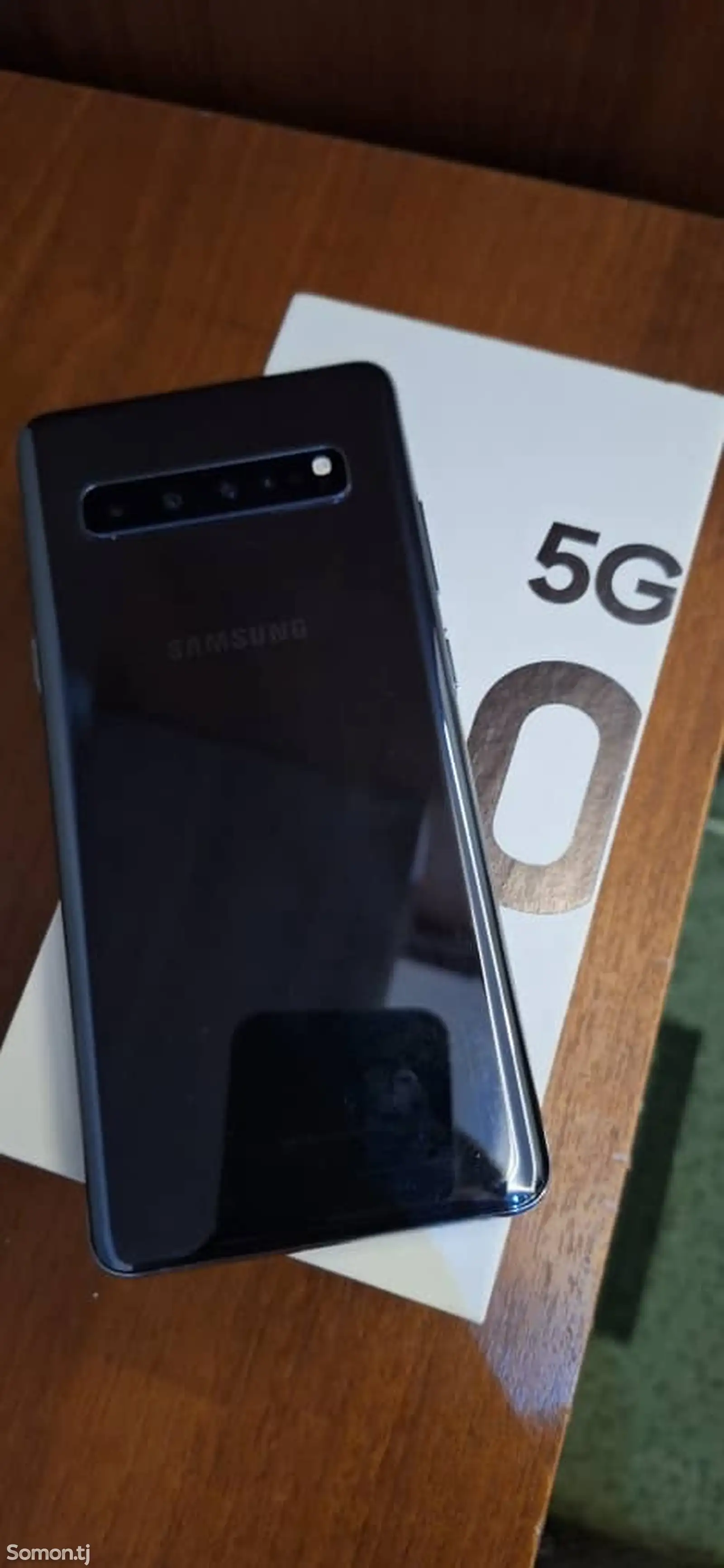 Samsung Galaxy S10 5G-1