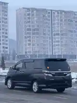 Toyota Vellfire, 2015-6