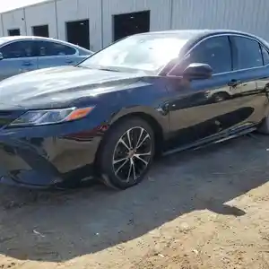 Toyota Camry, 2017