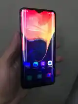 Samsung Galaxy A50-2