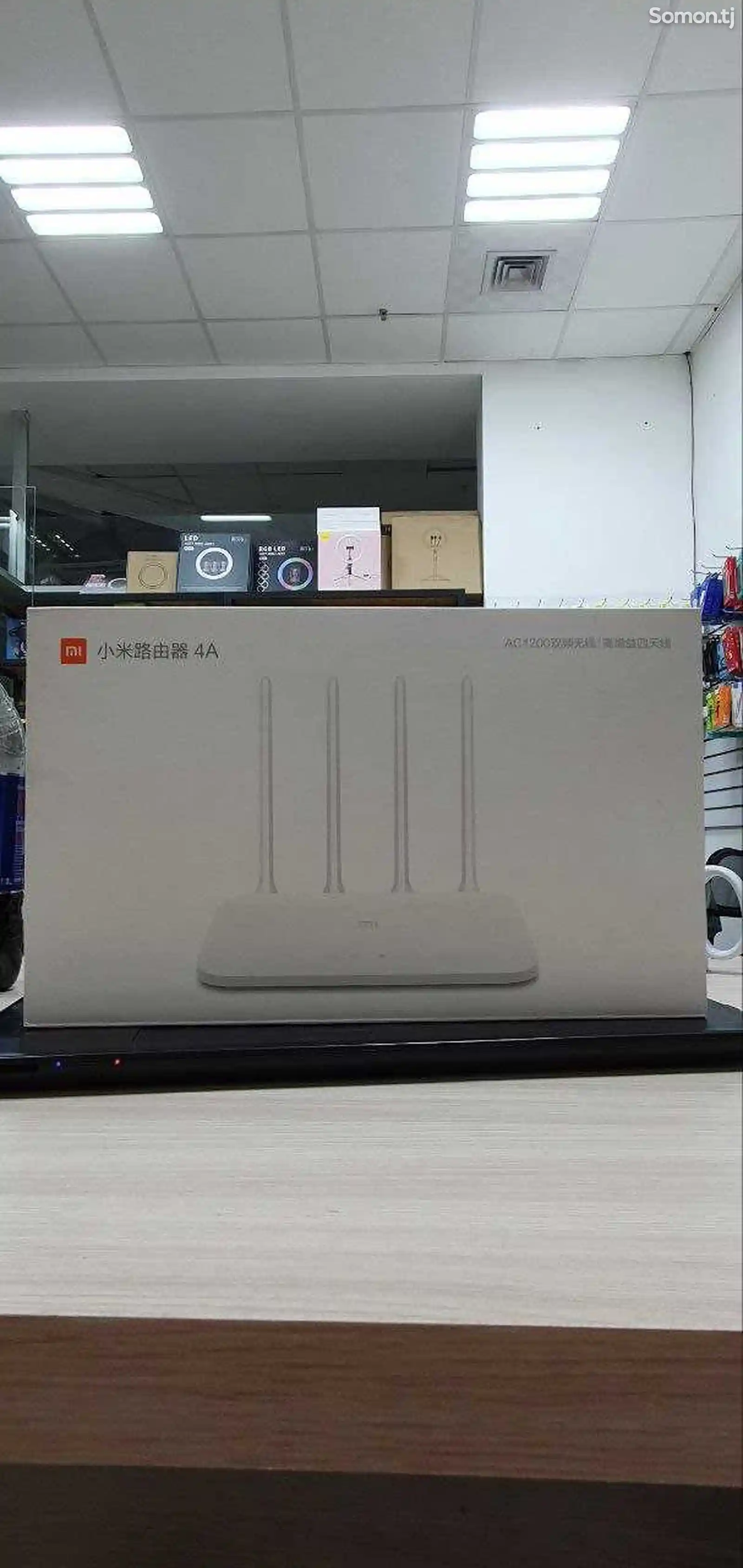 Wi-Fi роутер Xiaomi Mi Wi-Fi Router 4A-1