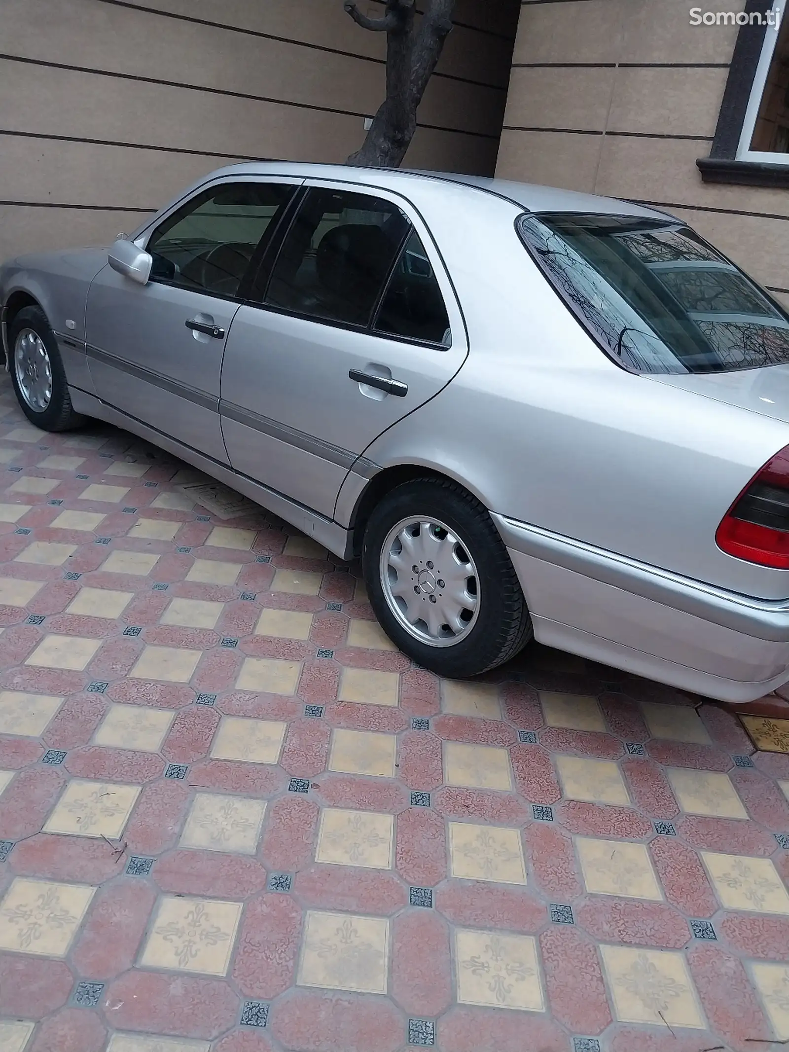 Mercedes-Benz E class, 2000-1