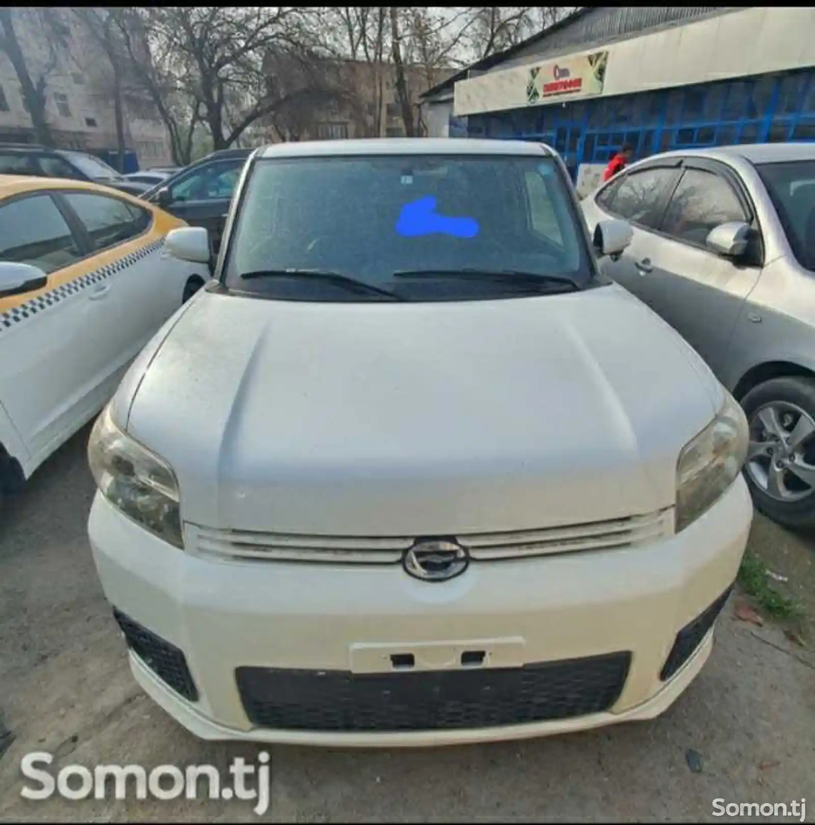 Лобовое стекло от Toyota Rumion