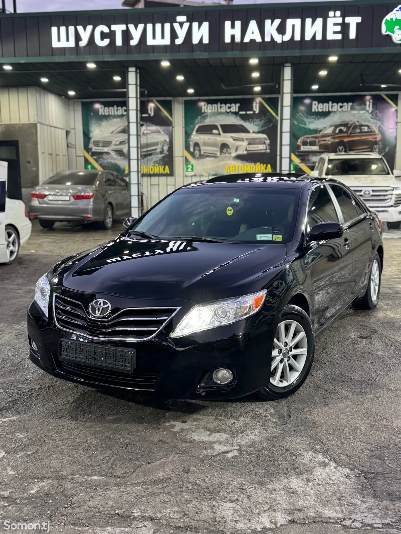 Toyota Camry, 2010-1