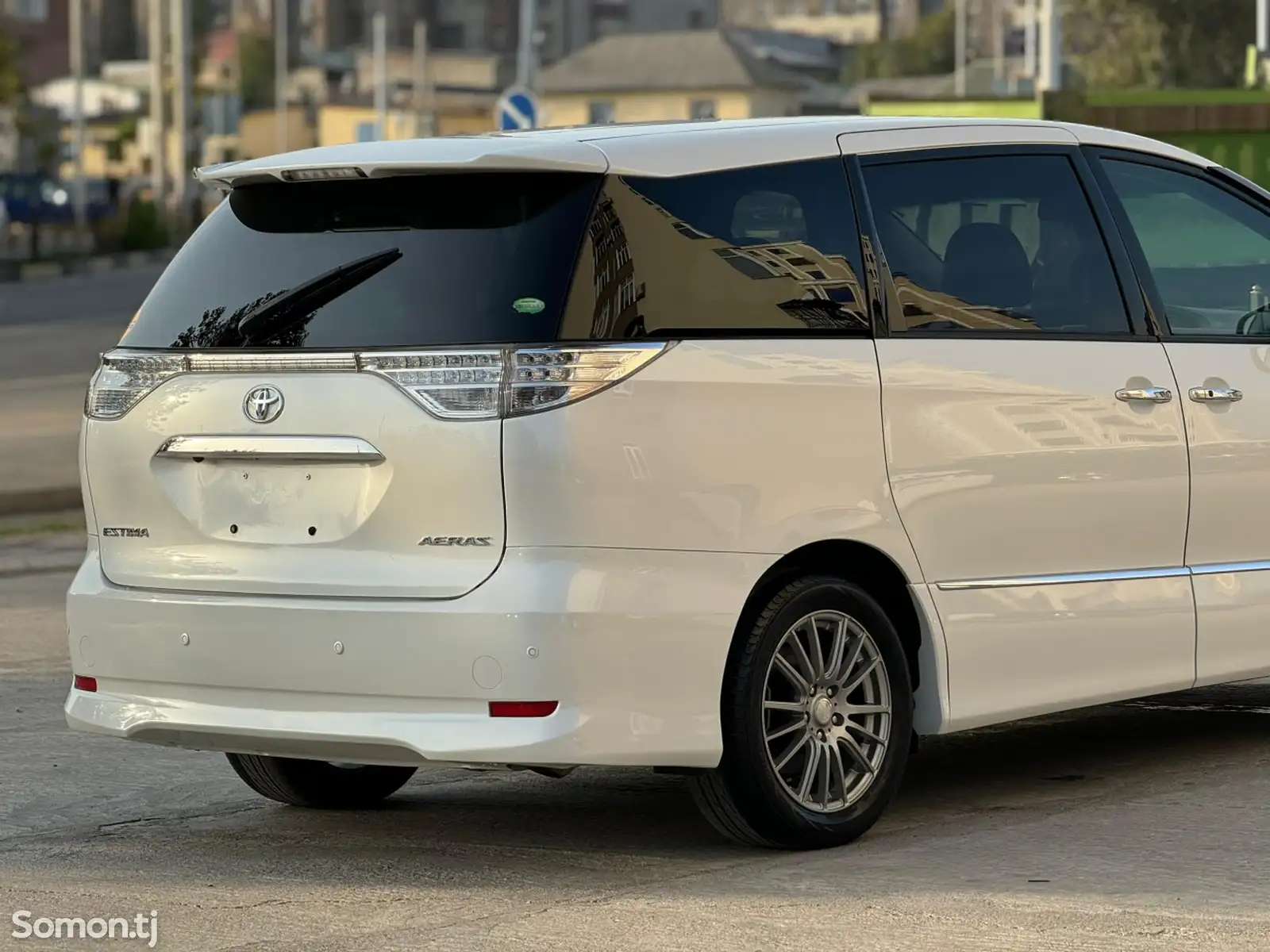 Toyota Estima, 2014-2