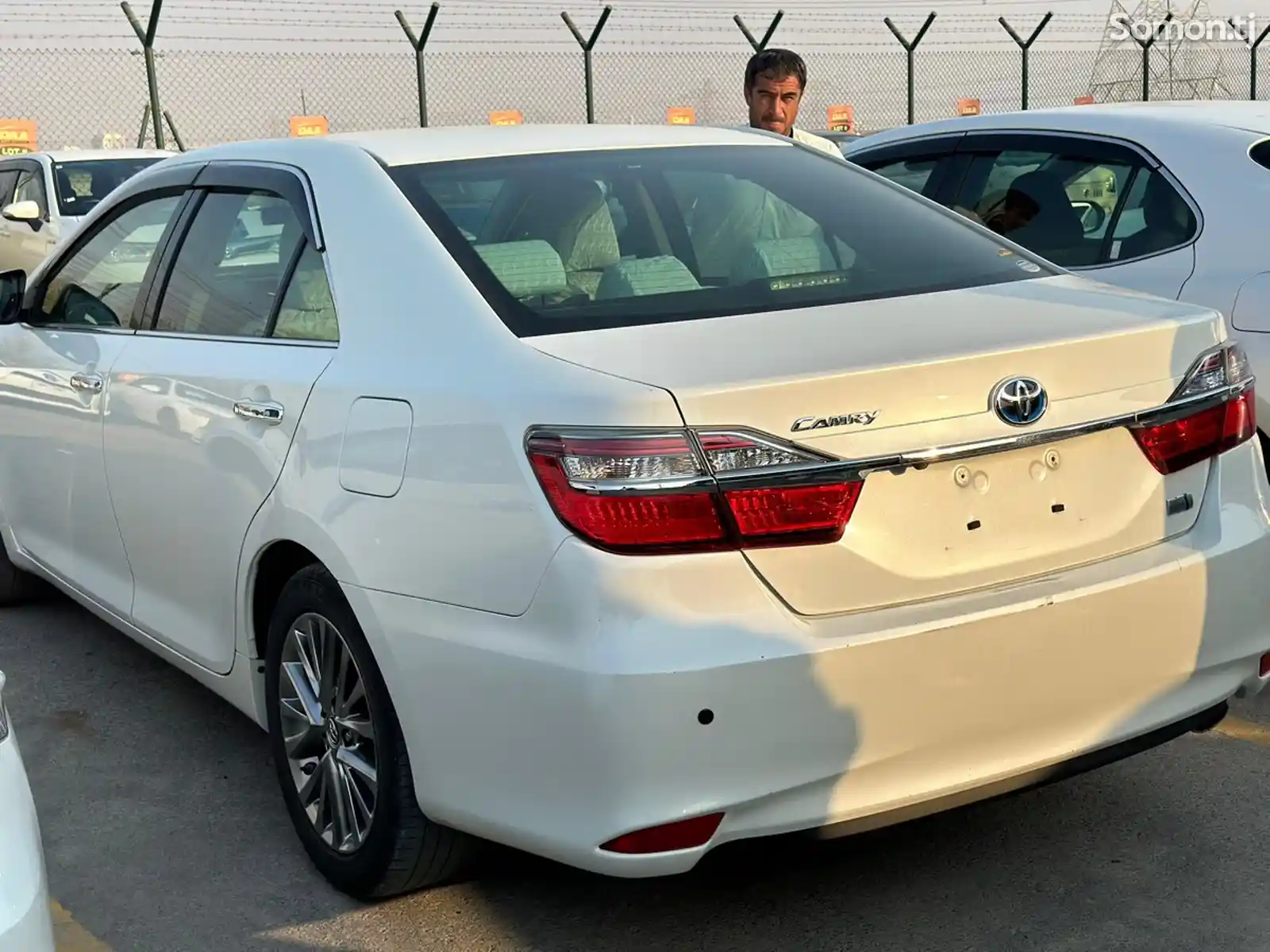 Toyota Camry, 2015-4