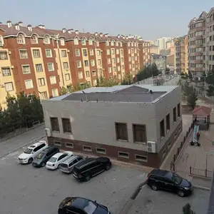 3-комн. квартира, 1 этаж, 100 м², 19 микрорайон