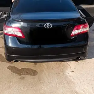 Toyota Camry, 2010