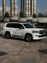 Toyota Land Cruiser, 2019-3