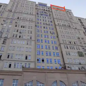 2-комн. квартира, 18 этаж, 71 м², н.Фирдавси